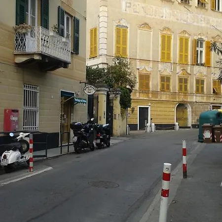 Casa Tra Il E Il Blu *