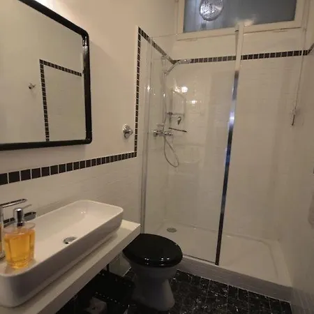 Apartamento Casa Tra Il E Il Blu Génova